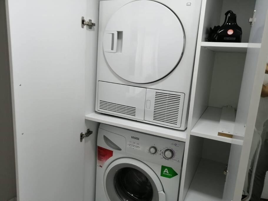 Sisli Apartment, 2 Bedrooms, 250 M Metro, New Modern Residence Istanbul Luaran gambar